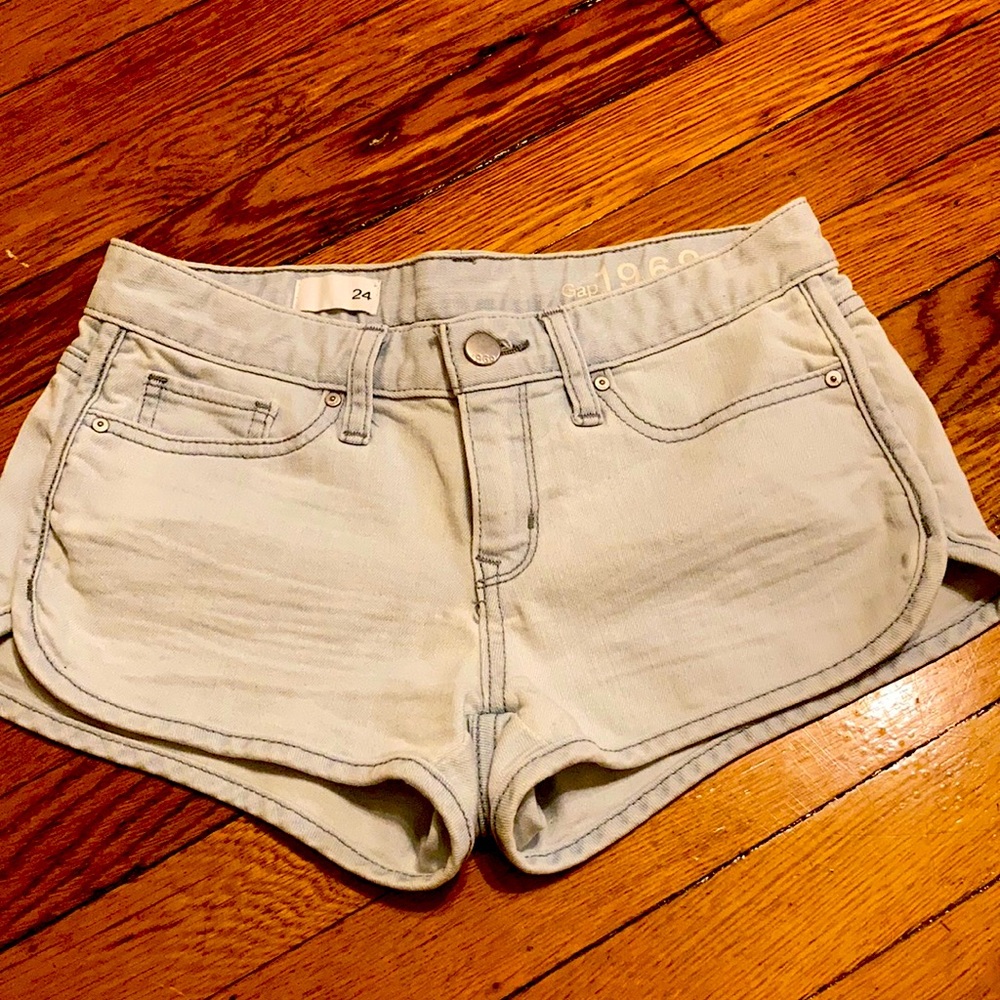 Gap 1969, Dolphin style denim shorts. Size 24